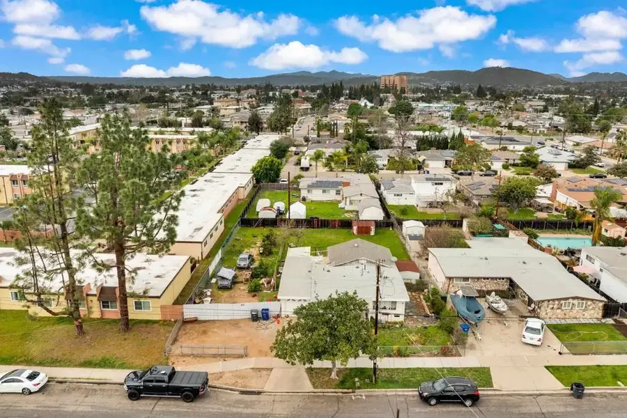 154 Lindell Avenue, El Cajon, CA 92020 - #3