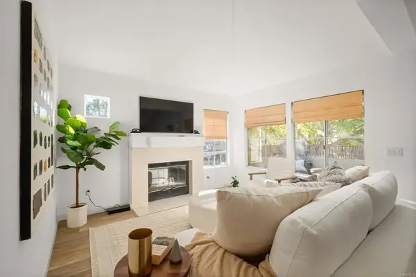 11330 Camino Playa Cancun, San Diego, CA 92124