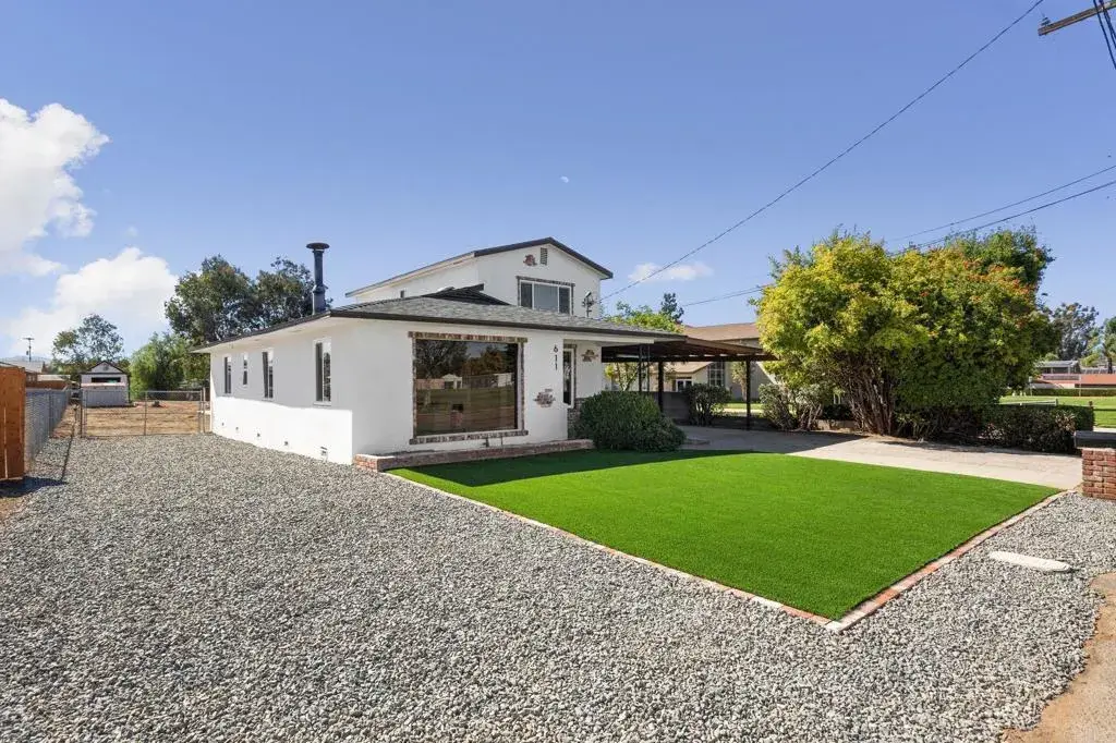 611 9th Street, Ramona, CA 92065 - #1