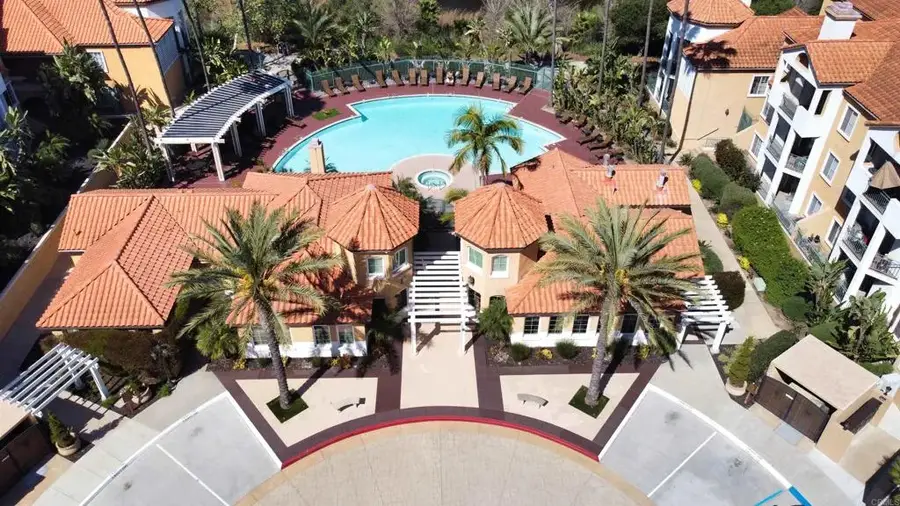 1950 Camino De La Reina #106, San Diego, CA 92108 - #2