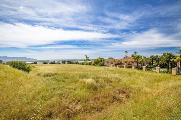 1009 Corte Barroso, Camarillo, CA 93010