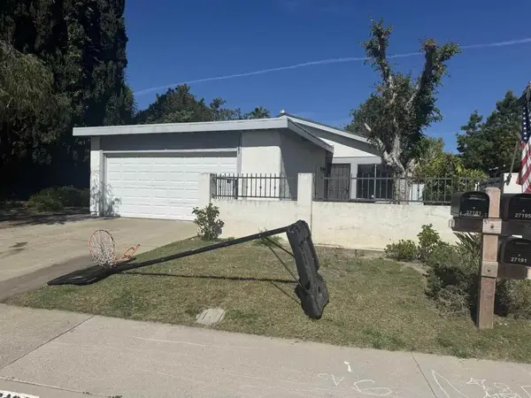 27181 Cedros, Mission Viejo, CA 92692