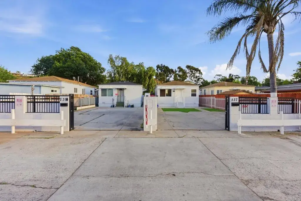 237 54th Street, San Diego, CA 92114 - #1