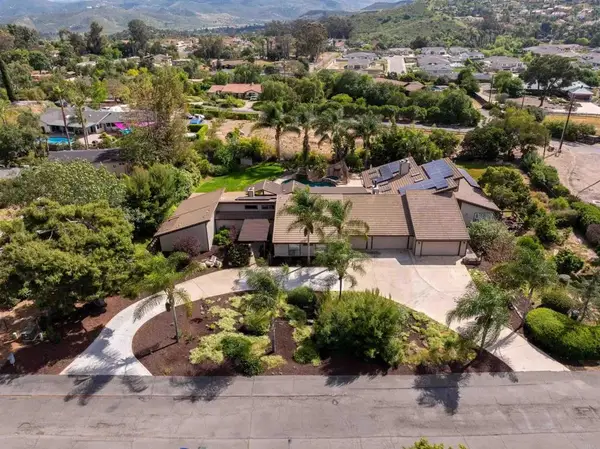 11915 Fuerte Vista Lane, El Cajon, CA 92020