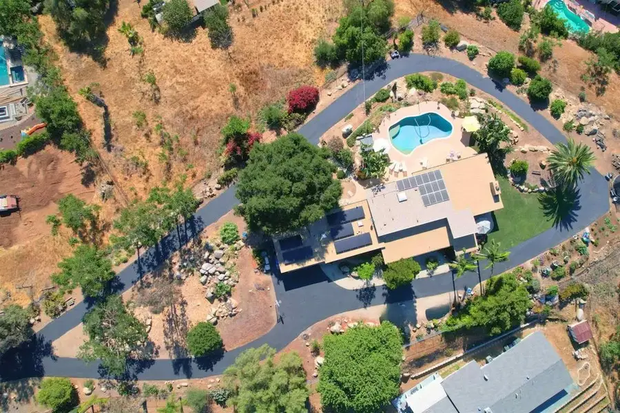 969 Viletta Drive, Escondido, CA 92027 - #2