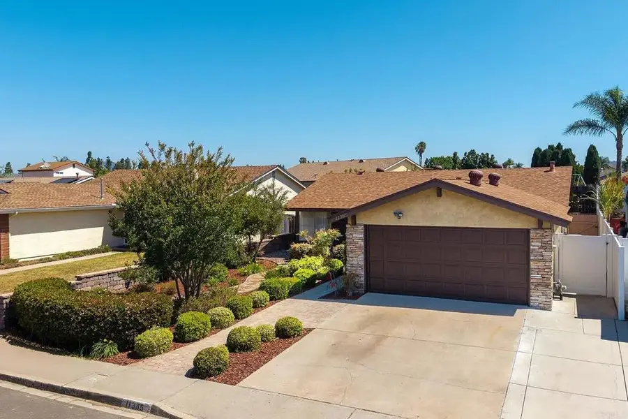 11385 Avenida Del Gato, San Diego, CA 92126 - #2