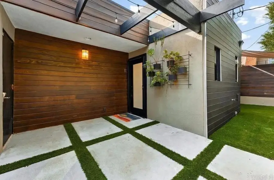 3866 Alta Mesa Drive, Studio City, CA 91604 - #3