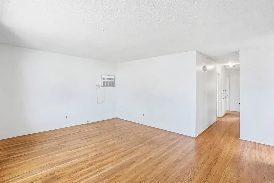 1922 Dartmoor Dr, Lemon Grove, CA 91945 - #2