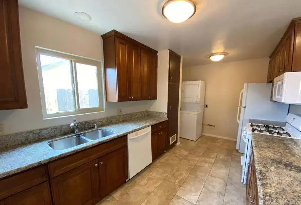 558 12th Street, Imperial Beach, CA 91932 - #1