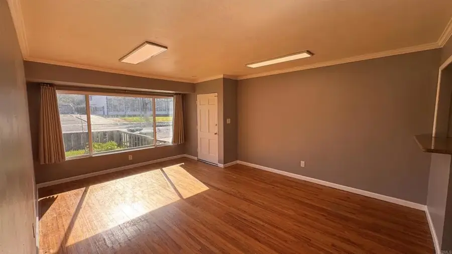 37 E J Street, Chula Vista, CA 91910 - #3