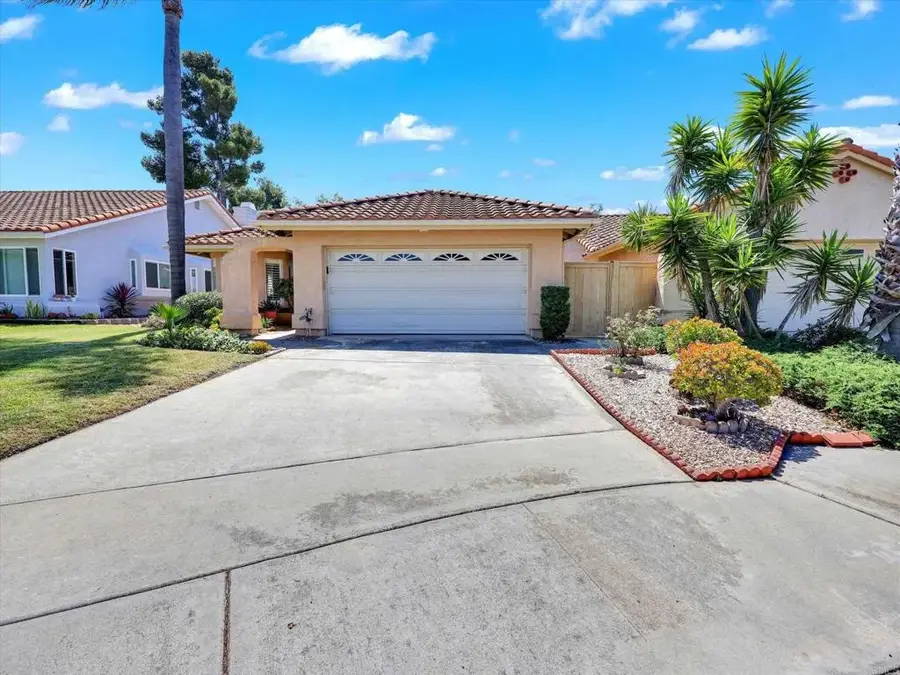 1225 Brewley Lane, Vista, CA 92081 - #2