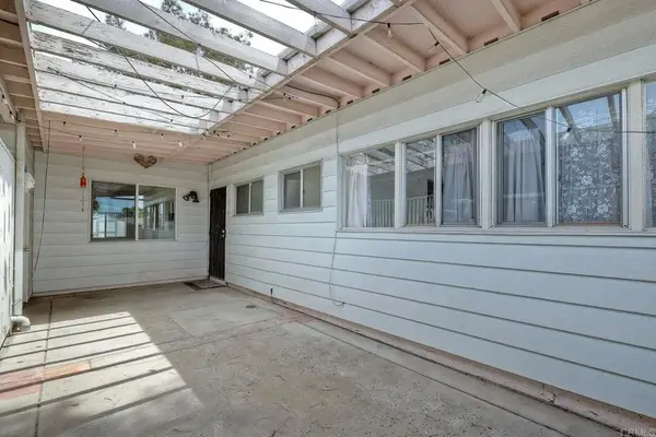 1085 Las Bancas Court, Chula Vista, CA 91911