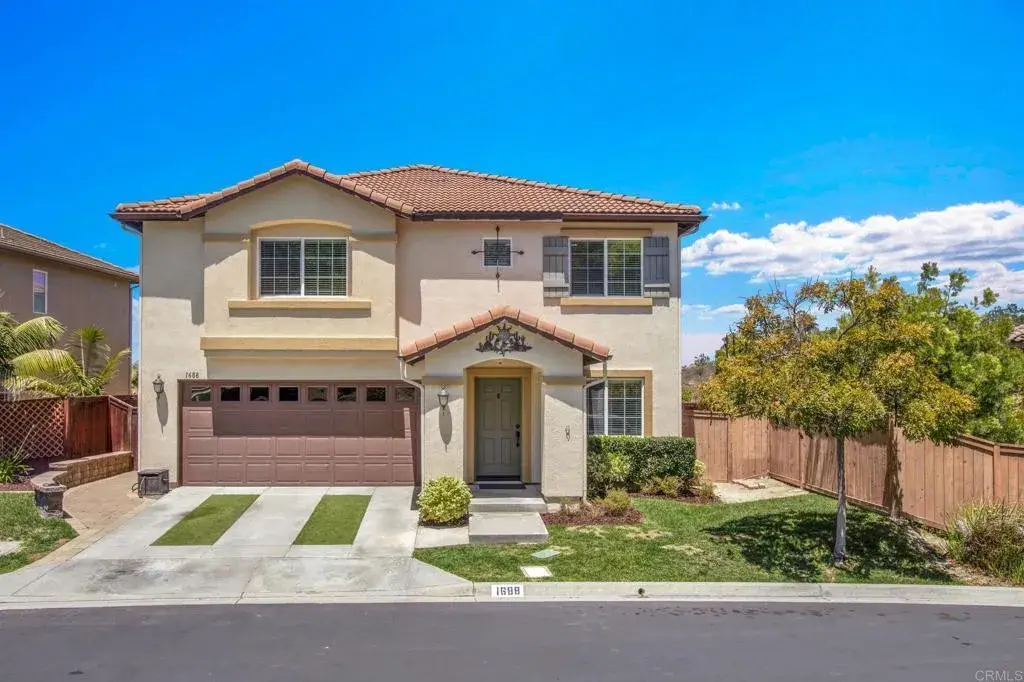 1688 Via Hacienda Court, San Marcos, CA 92069 - #1