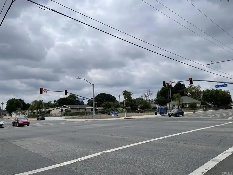 796 Philadelphia, Pomona, CA 91766 - #3