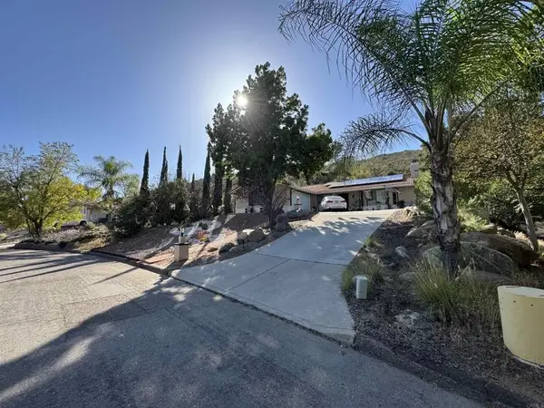 16734 Georgios Way, Ramona, CA 92065