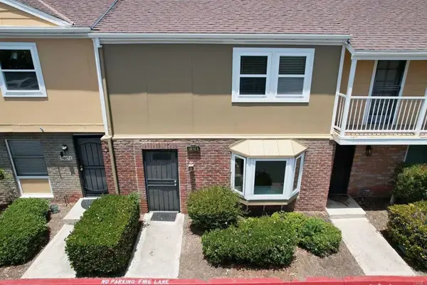 7887 Rancho Fanita Dr. #B, Santee, CA 92071
