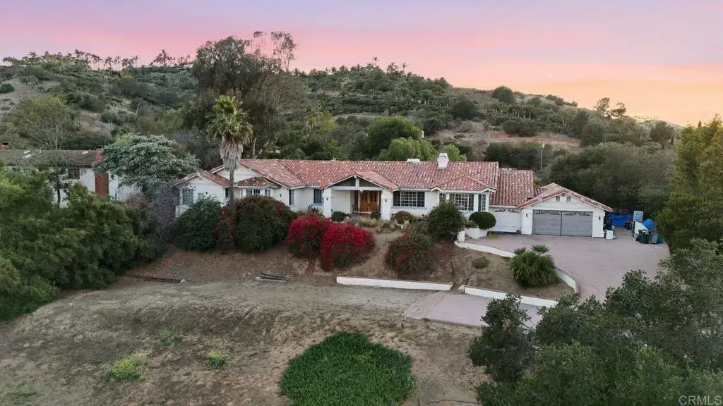 2205 Johnston Rd, Escondido, CA 92029 - #1