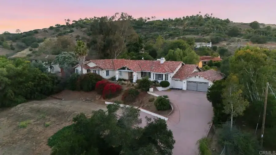 2205 Johnston Rd, Escondido, CA 92029 - #2