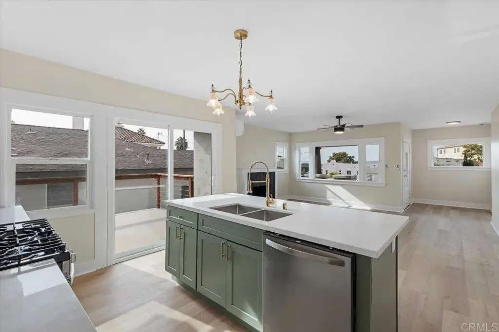 2453 Curlew St, San Diego, CA 92101 - #1