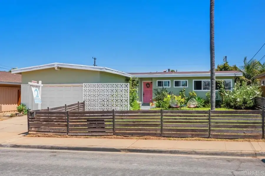 330 Donax Avenue, Imperial Beach, CA 91932 - #2