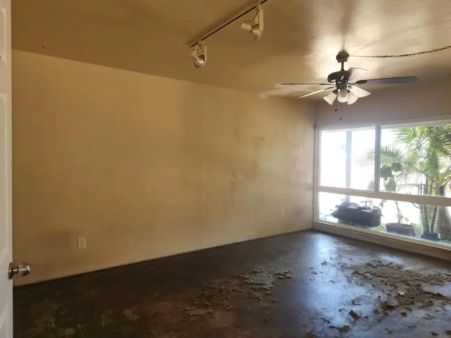 2994-96 Luna Avenue, San Diego, CA 92117 - #2