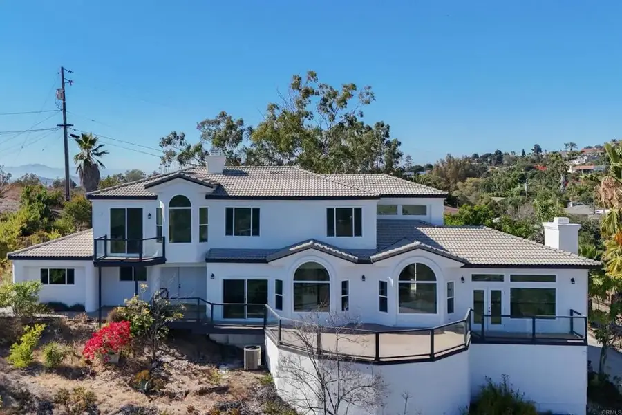 1522 Maxwell Lane, Vista, CA 92084 - #2