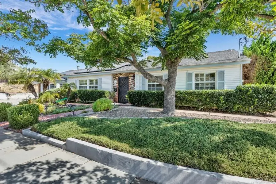 8750 Rumson Drive, Santee, CA 92071 - #2