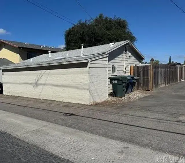 351 W 8th Ave, Escondido, CA 92025 - #2