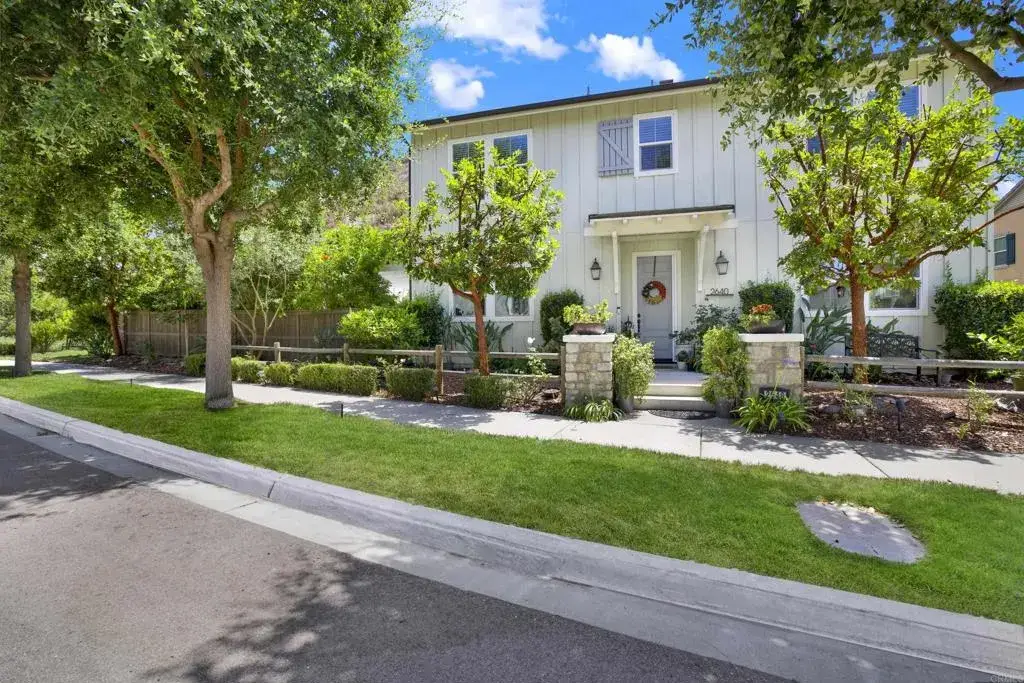 2640 Overlook Point Drive, Escondido, CA 92029 - #1