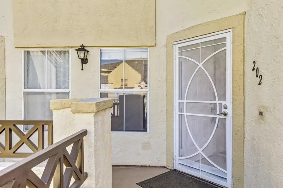 2063 Lakeridge Circle, Chula Vista, CA 91913 - #3