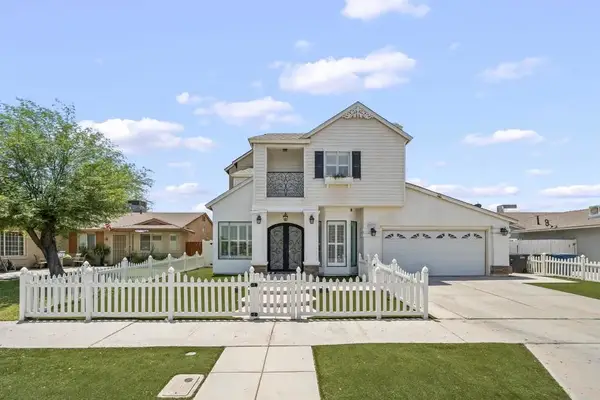 257 Driftwood Dr, El Centro, CA 92243
