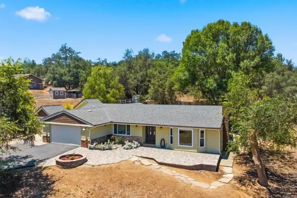 2438 Duraznitos Rd, Ramona, CA 92065