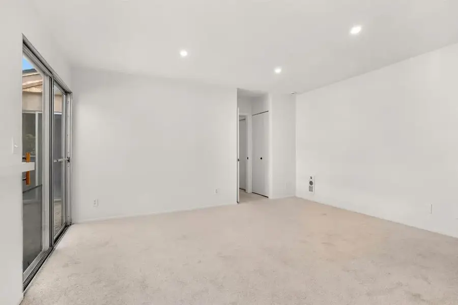 3250 Ashford Street #C, San Diego, CA 92111 - #2