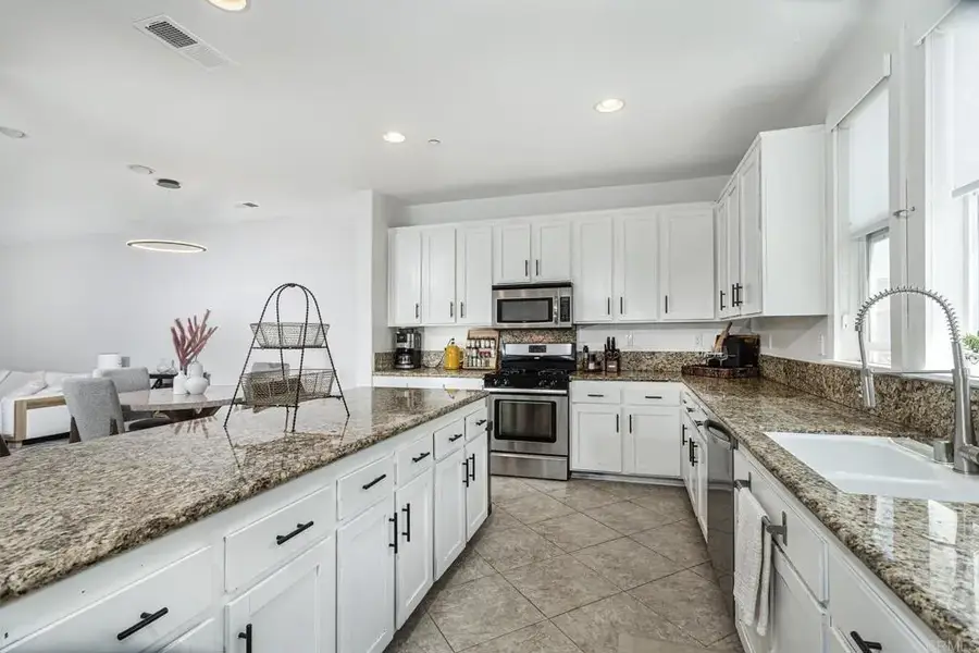1646 Hickory Nut Place, Chula Vista, CA 91915 - #3