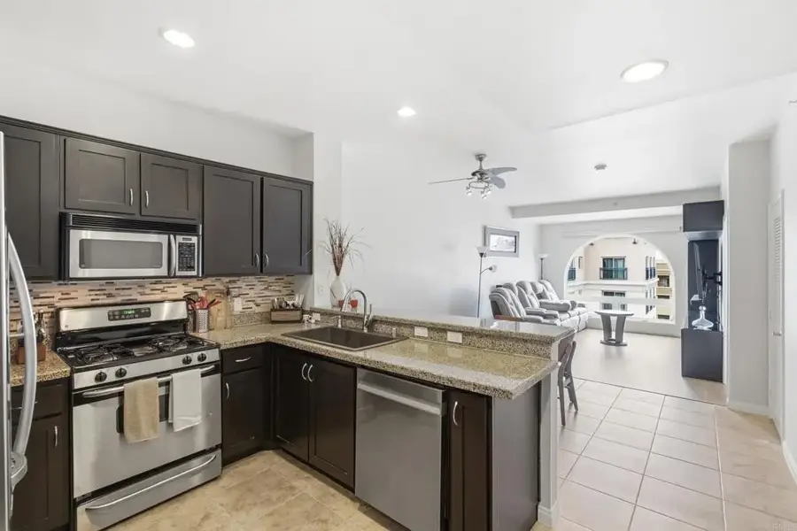 450 J Street #7061, San Diego, CA 92101 - #2
