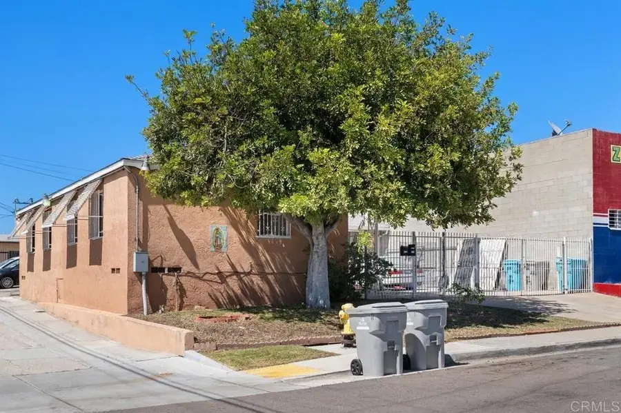 4728-, 4730 Myrtle Avenue, San Diego, CA 92105 - #3