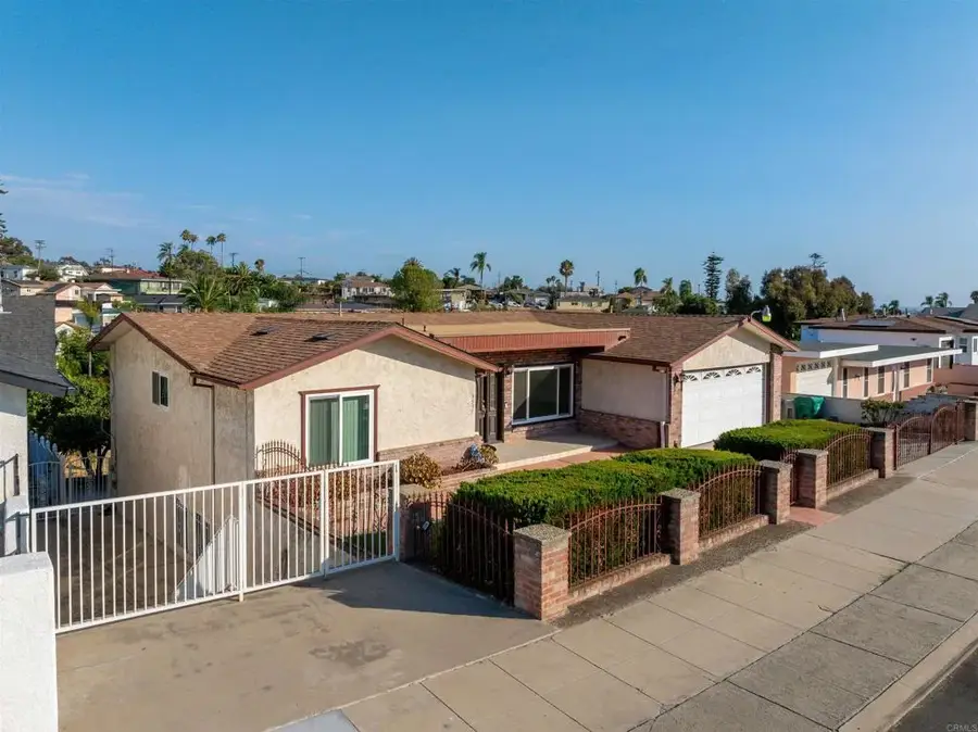 5535 San Mateo Drive, San Diego, CA 92114 - #3