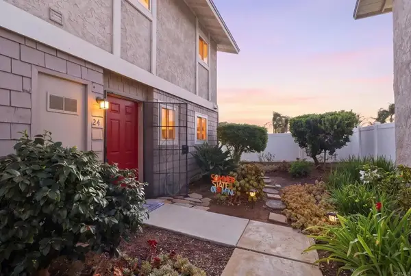 2112 E Vista Way #24, Vista, CA 92084