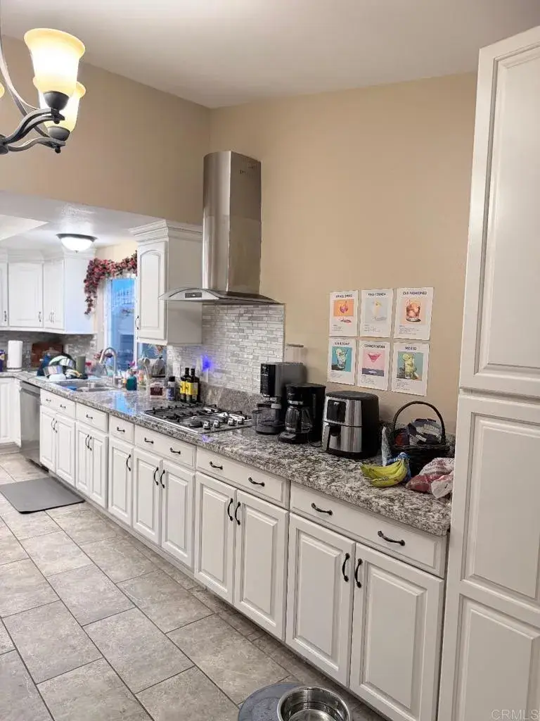 6986 Mountain Avenue, Highland, CA 92346 - #1