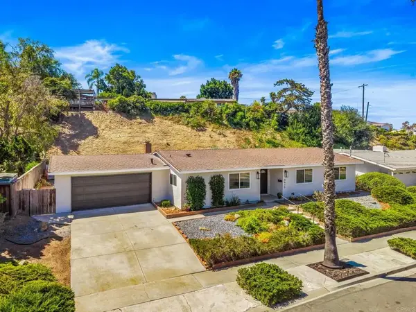 9415 La Suvida Drive, La Mesa, CA 91942