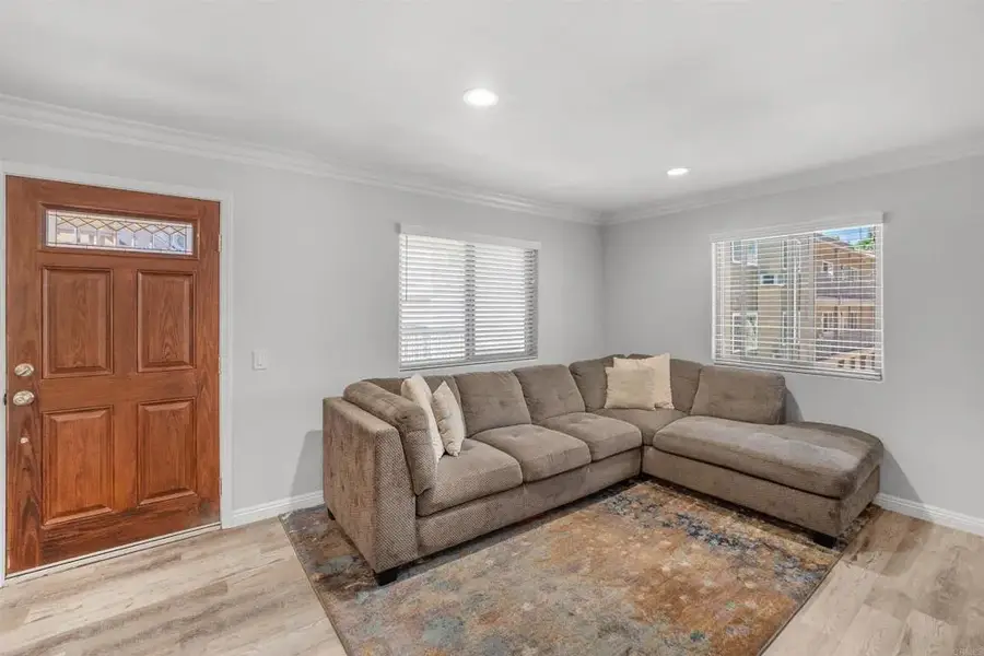 2752 B Street #212, San Diego, CA 92102 - #3