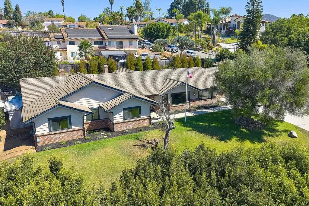 1598 Mesa Verde Drive, Vista, CA 92084 - #1