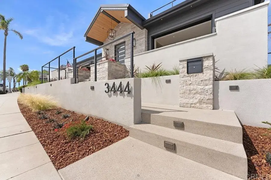 3444 Crown Point Drive #3444/3442, San Diego, CA 92109 - #3