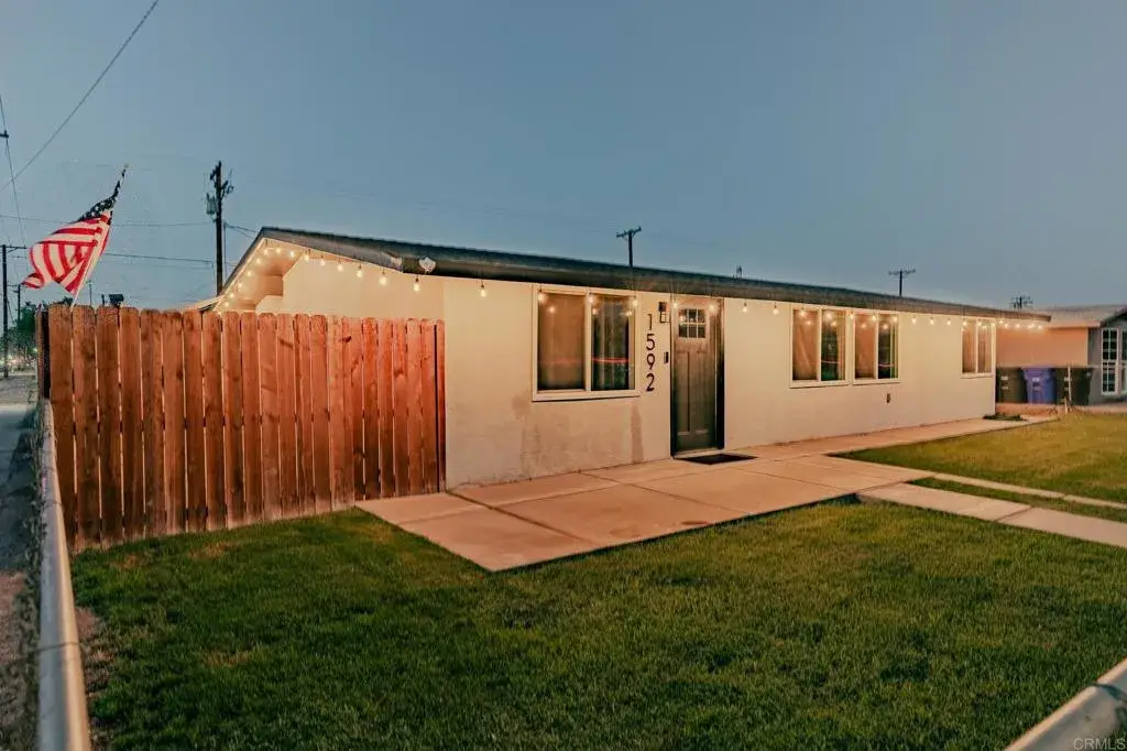 1592 Ross Avenue, El Centro, CA 92243 - #1