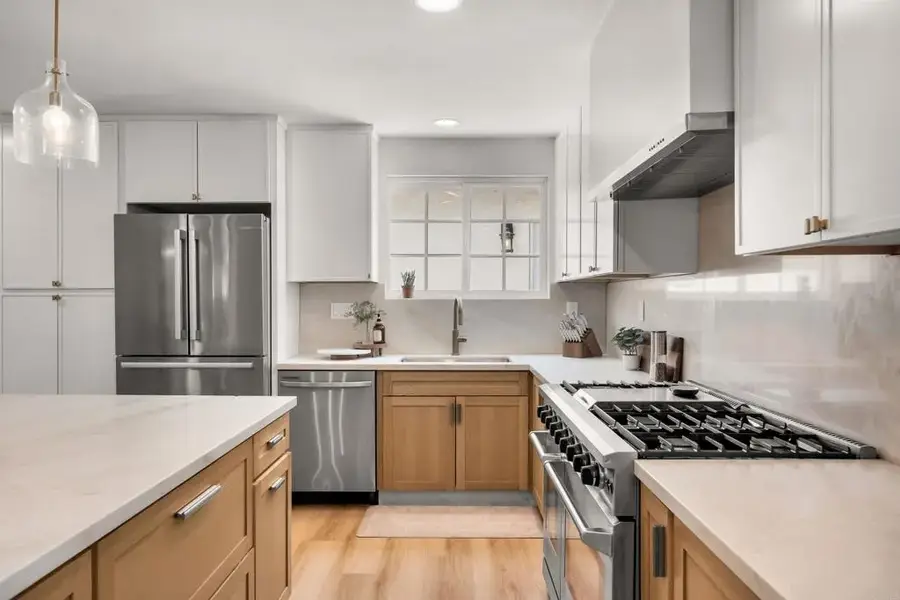 2690 Cowley Way, San Diego, CA 92110 - #2