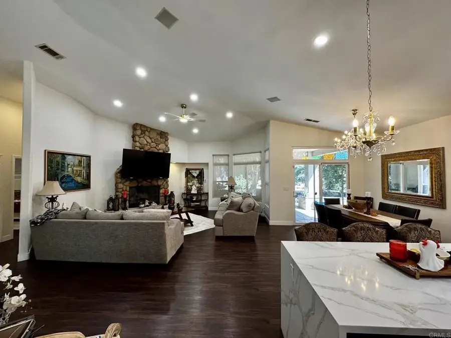 28315 Meadow Glen Way West, Escondido, CA 92026 - #2