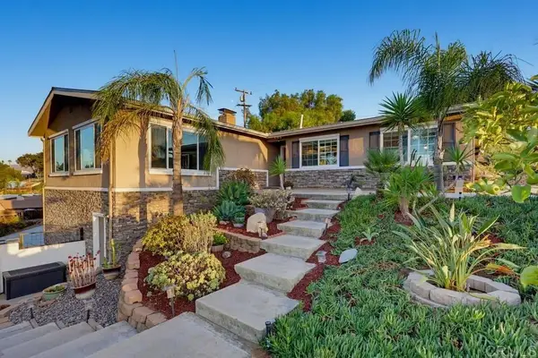 12139 Valhalla Drive, Lakeside, CA 92040