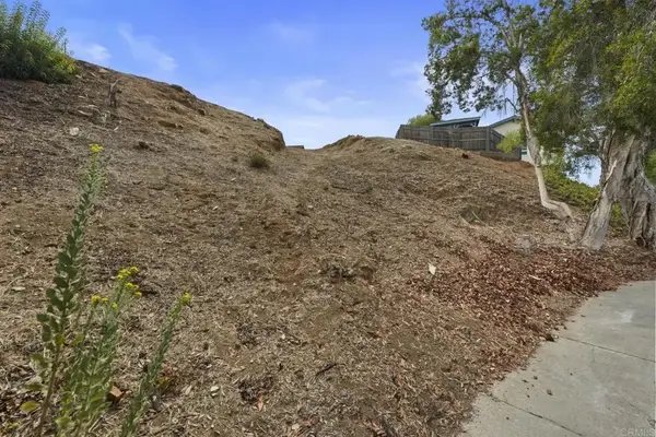 4103 Morning Star Ct, La Mesa, CA 91941