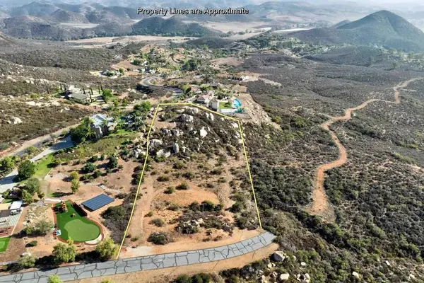 14885 Ufano, Jamul, CA 91935