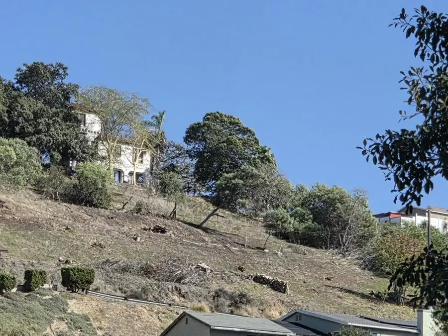1 Weaver, San Diego, CA 92114 - #2
